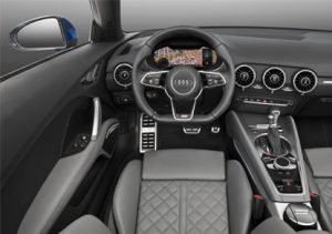 Audi TTS coupé e Audi TT Roadster