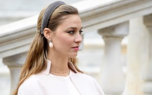 Beatrice Borromeo incinta, glamour in Armani