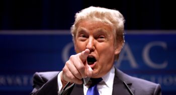 Donald Trump: allarme dagli psichiatri di Harvard “E’ un narcisista perverso ed è alterato”