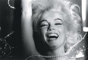 Marilyn Monroe e i suoi ultimi scatti “senza veli” in mostra ad Aix-en-Provence
