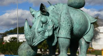 Dalì a Pietrasanta: le sculture surrealiste invadono la città