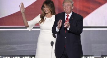 Melania Trump tour alla Casa Bianca con Michelle Obama