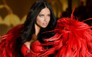 Victoria’s Secret Fashion Show 2016, le modelle e i cantanti attesi