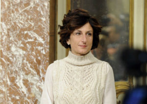 Agnese Renzi: il maglione della discordia