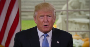 Giorno del Ringraziamento, Trump: “Superiamo le nostre divisioni”