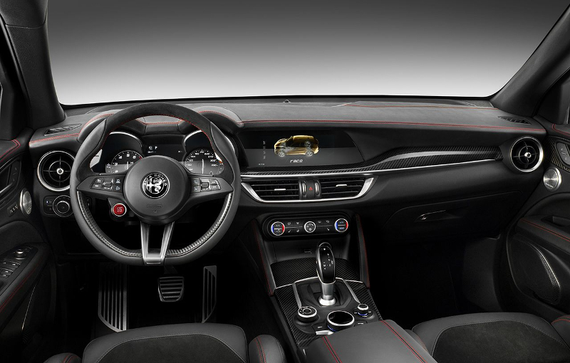 161116_alfa_romeo_stelvio_quadrifoglio_03
