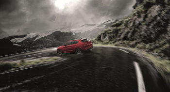 Alfa Romeo Stelvio prezzo, uscita e news: anche vetture ibride nel futuro del Biscione