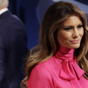 Melania Trump look Inauguration Day: Ralph Lauren e Karl Lagerfeld dicono sì