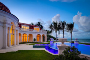 Luxury Real Estate: in vendita una villa di lusso a Palm Beach