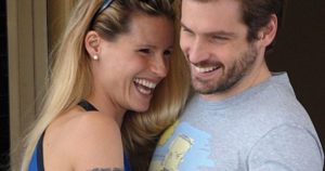 Michelle Hunziker: “Ho promesso alle mie figlie di tornare a casa la sera, se serve noleggio un aereo privato e lo faccio”