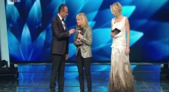 sanremo 2017 look, sanremo 2017 vestiti, sanremo 2017 abiti, sanremo 2017 outfit, maria de filippi vestiti, cantanti vestiti,