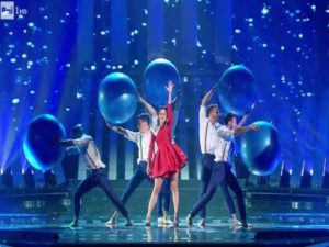 sanremo 2017 outfit, sanremo 2017 abiti, sanremo 2017 vestiti, sanremo 2017 look, 