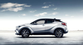 Toyota C-HR Hybrid prezzo, caratteristiche e news: tutto sul nuovo SUV elegante e futuristico