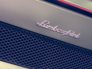 Lamborghini Urus prezzo, uscita, prestazioni e caratteristiche: tutto quello che sappiamo