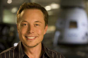 Elon Musk lancia Neuralink: la nuova sfida è collegare il cervello umano ai computer