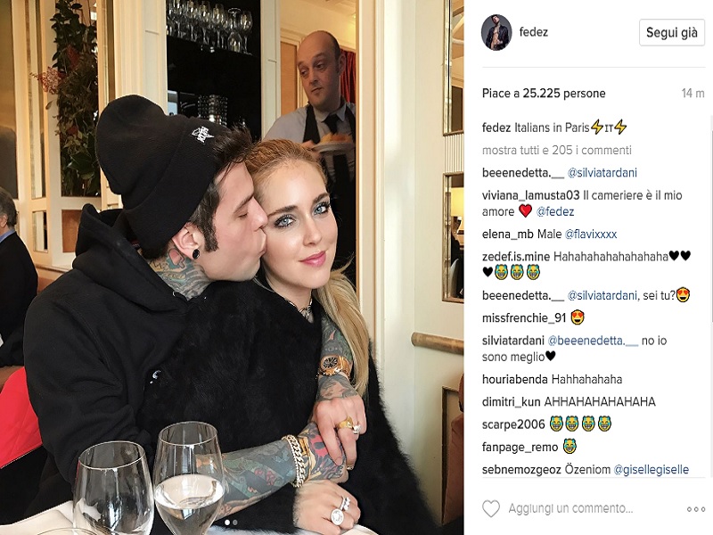 chiara ferragni fedez, chiara ferragni fedez fidanzati, chiara ferragni fedez bacio, chaira ferragni fedez parigi,