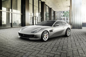 Ferrari GTC4Lusso T: prezzo, scheda tecnica e news sulla vettura più versatile del Cavallino Rampante