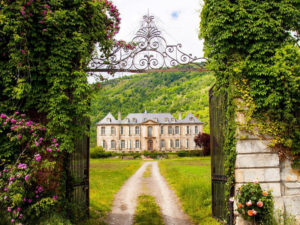 Hotel di lusso: da un castello francese del ‘700 nasce una delle dimore più esclusive del mondo [Foto]