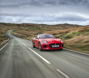 Jaguar F-Type 2017: al Salone di New York debutta la 4 cilindri