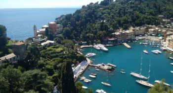 Liguria, Red Carpet da record: inaugurata la “Camminata di Primavera” che collega Rapallo a Portofino