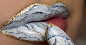 Tendenze make up, primavera estate 2019: le marble lips