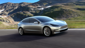 Tesla Model 3 prezzo Italia, autonomia, prestazioni: tutte le novità a pochi mesi dal lancio