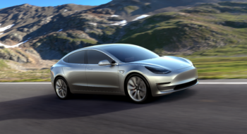 tesla model 3 prezzo italia, autonomia, prestazioni