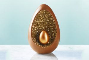 Uovo di Pasqua di lusso a un prezzo accessibile: oro e tartufo per un regalo unico