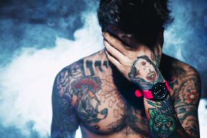 Posh-NoGodz for Opsobjects featuring Fedez: la linea di orologi ispirata ai fulmini