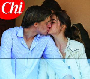 Alexandra di Hannover al bacio: la sorellina di Charlotte Casiraghi beccata con il rampollo