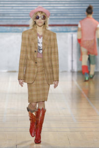 vw_aw17-18_foh_hires_011a