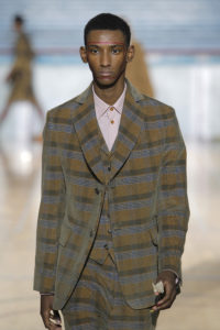 vw_aw17-18_foh_hires_012c