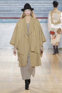 vw_aw17-18_foh_hires_024a