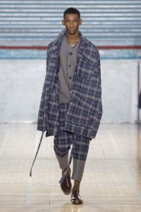 vw_aw17-18_foh_hires_037a