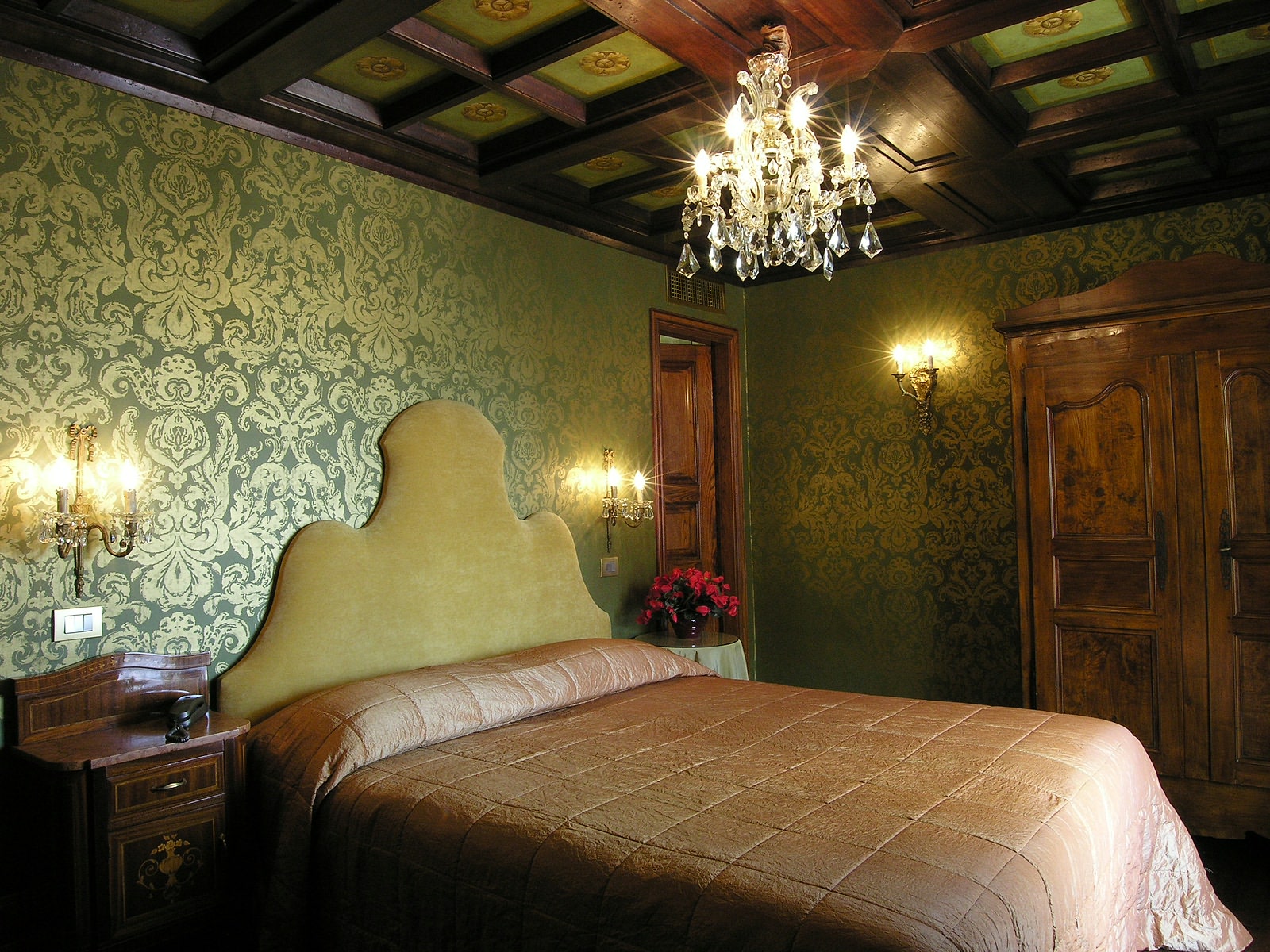 2-boutique-hotel-campo-de-fiori-a