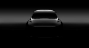 Tesla Model Y, prezzo e news: ecco le prime immagini del SUV elettrico