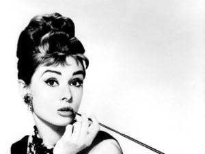 I capi più iconici di Audrey Hepburn andranno all’asta da Christie’s