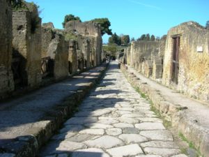 Eventi Roma e Napoli estate 2017: al via le aperture serali negli scavi archeologici