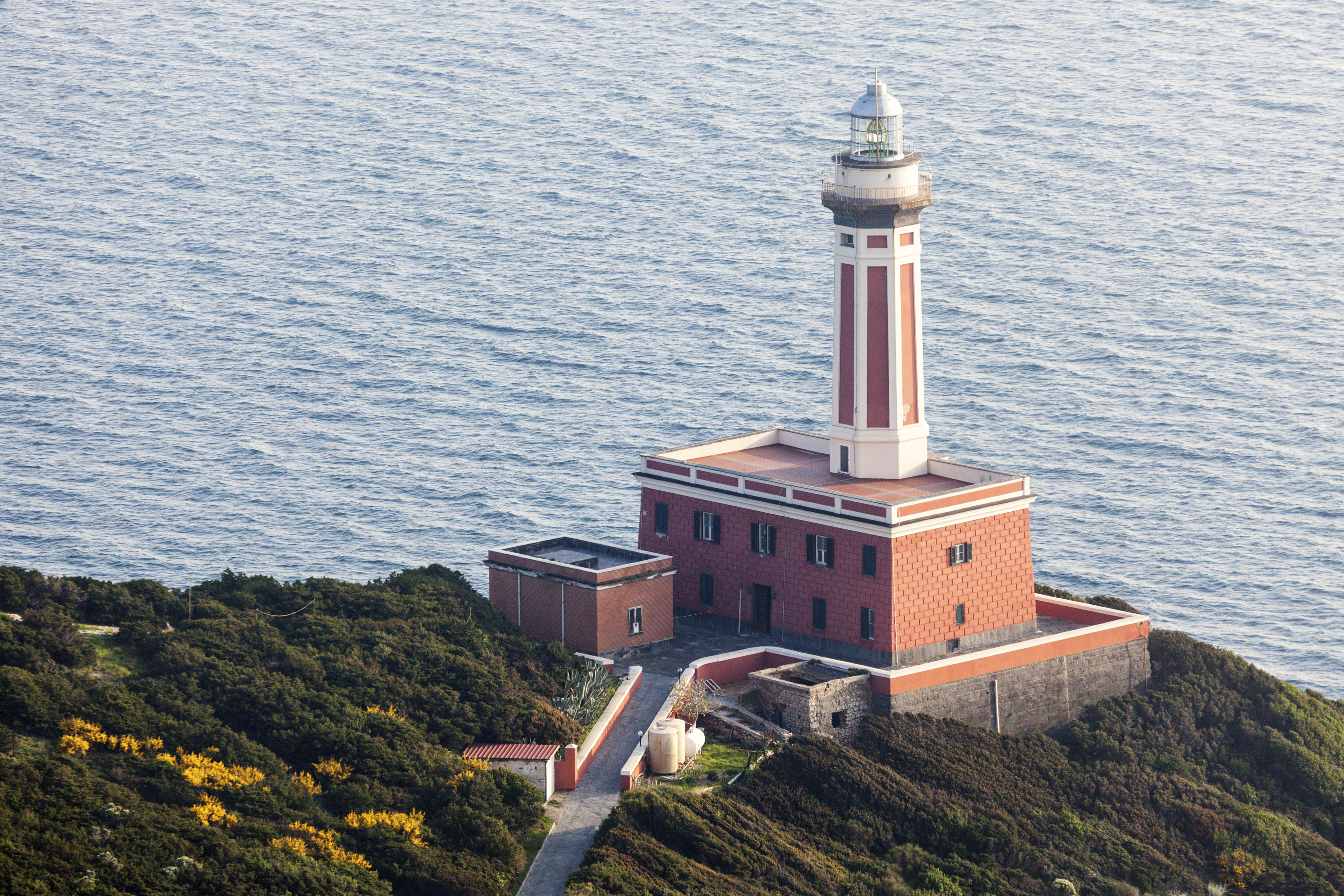 faro-di-punta-carena_capri