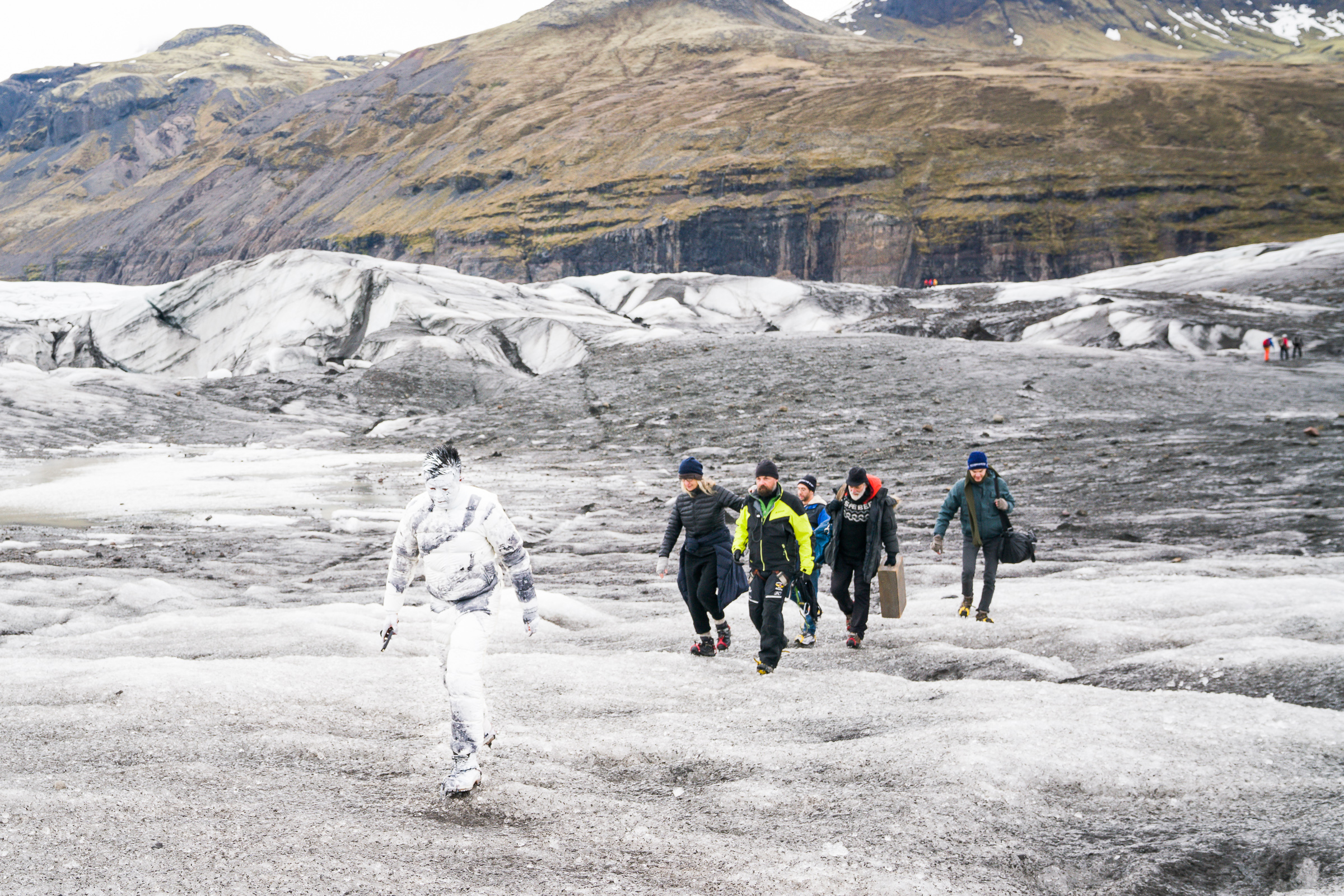 moncler-adv-campaign-fw-17-18_bts-2