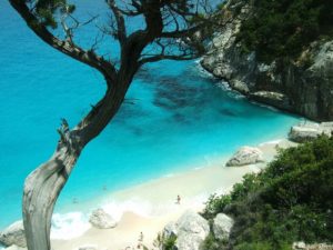 Le 5 spiagge migliori di Italia 2017: scopri l’incanto a portata di mano (foto)