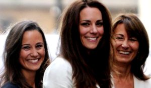 Kate Middleton ai ferri corti con madre e sorella? Carol, Pippa e la mania di protagonismo