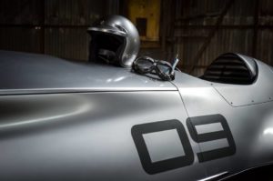 Infiniti Prototype 9: monoposto retrò dal cuore ultra-moderno