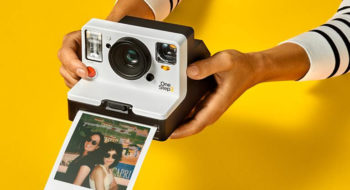 Polaroid One Step 2: grande ritorno delle fotografie istantanee