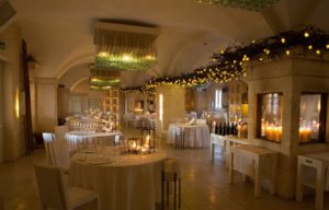 Guida Espresso Ristoranti 2018: il Due Camini di Borgo Egnazia è la “novità dell’anno”