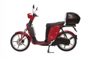 Askoll eS2: rosso e glitter per l’edizione limitata dello scooter elettrico