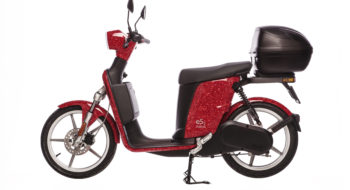 Askoll eS2: rosso e glitter per l’edizione limitata dello scooter elettrico