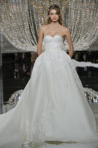 PRONOVIAS