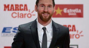 Lionel Messi in Armani al Golden Boot Gala 2017 di Barcellona