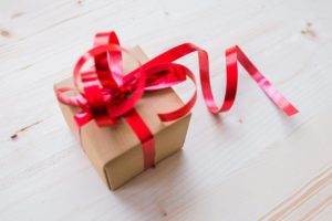 Idee regalo Natale 2017 per Lui e Lei: le sorprese perfette per i più golosi